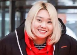 娱乐吃瓜酱李雪琴,从娱乐吃瓜酱到喜剧新星的蜕变之路