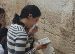 娱乐吃瓜君女子是谁啊,她是谁？背后故事引关注