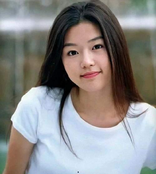 娱乐吃瓜酱全国女生,娱乐吃瓜酱带你领略青春风采